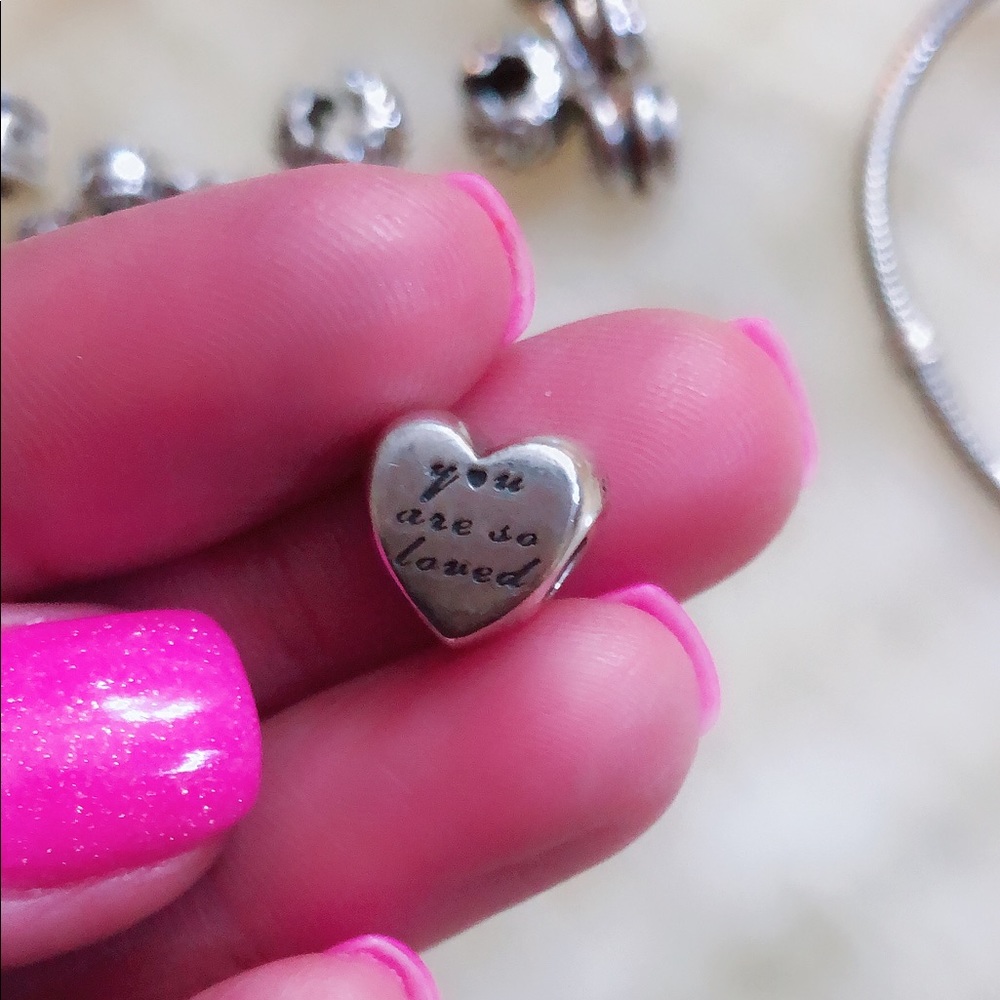 Pandora heart charm💖
